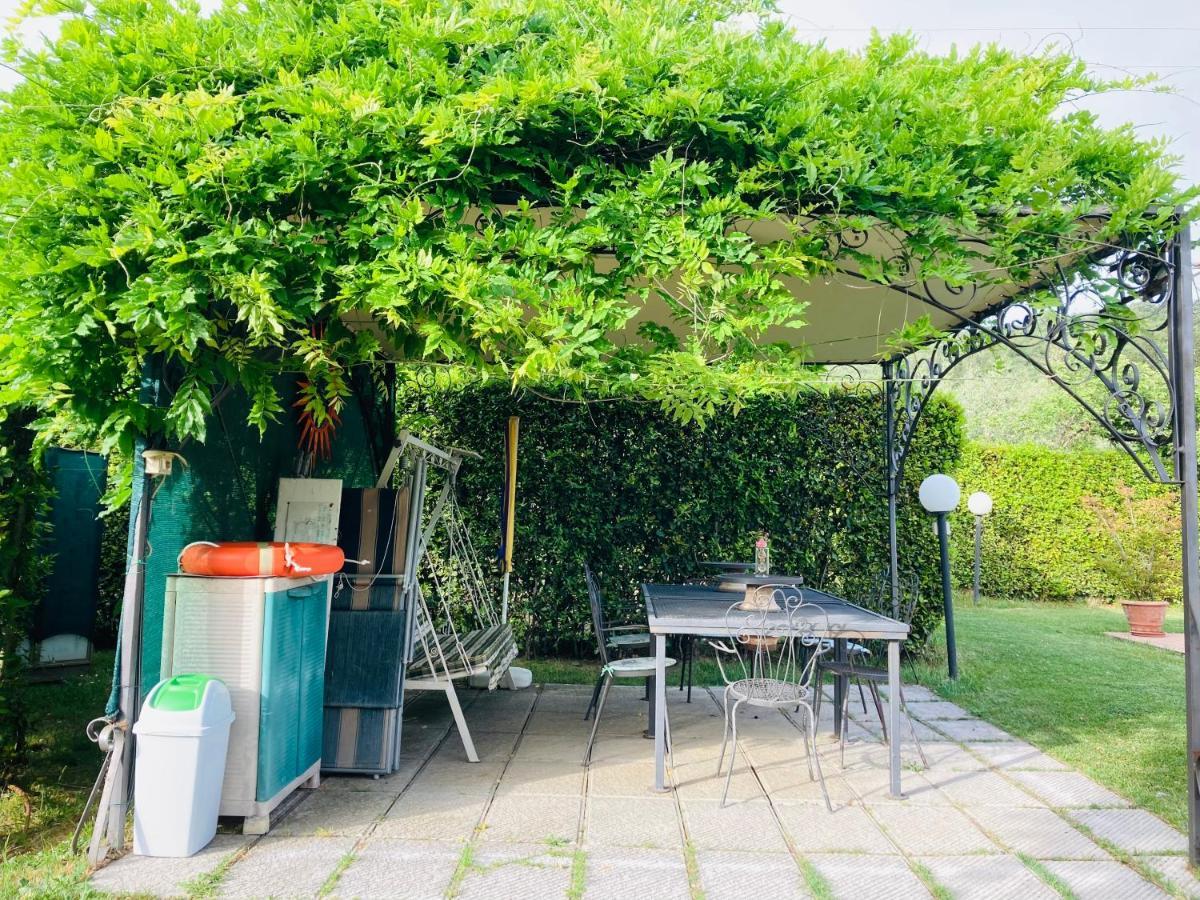 Le Coccole Del Trasimeno Pensionat Tuoro sul Trasimeno Exteriör bild