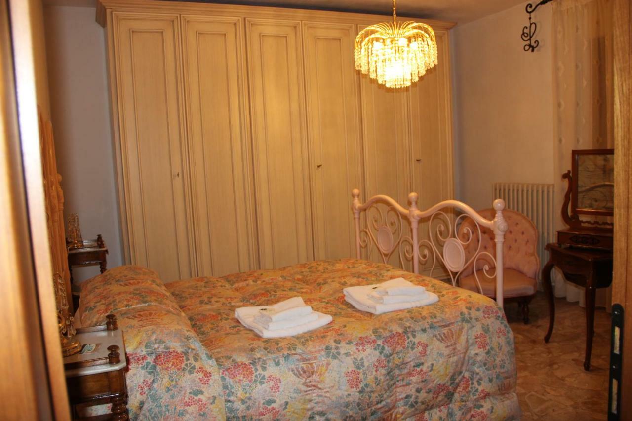 Le Coccole Del Trasimeno Pensionat Tuoro sul Trasimeno Exteriör bild