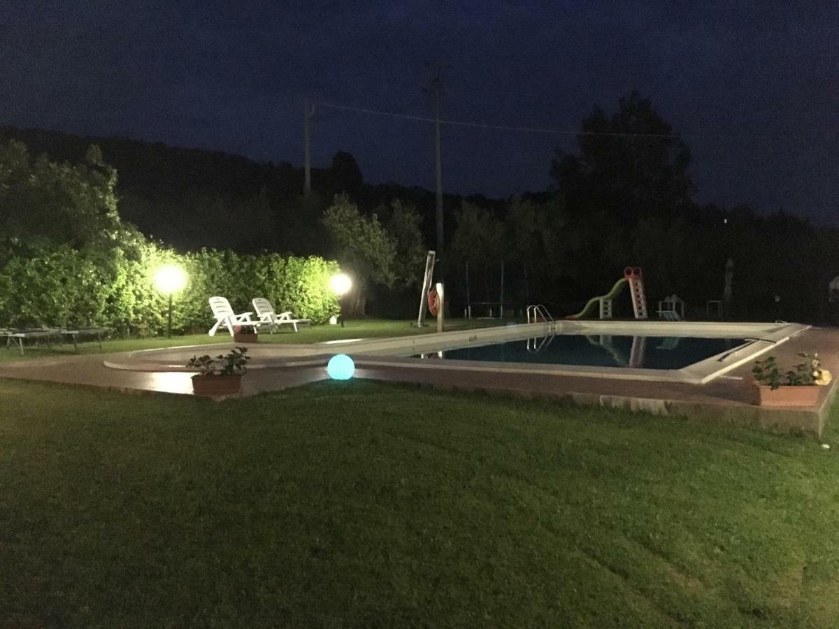 Le Coccole Del Trasimeno Pensionat Tuoro sul Trasimeno Exteriör bild